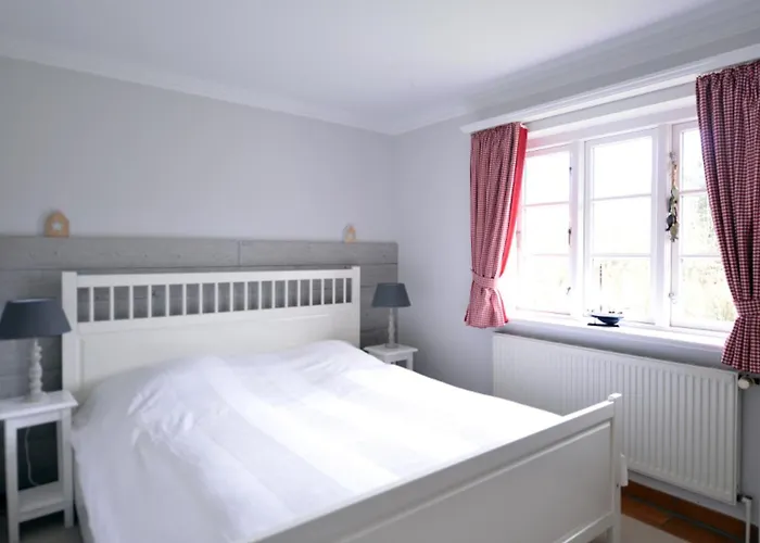 Haus Seeschwalbe Semesterbostad Utersum